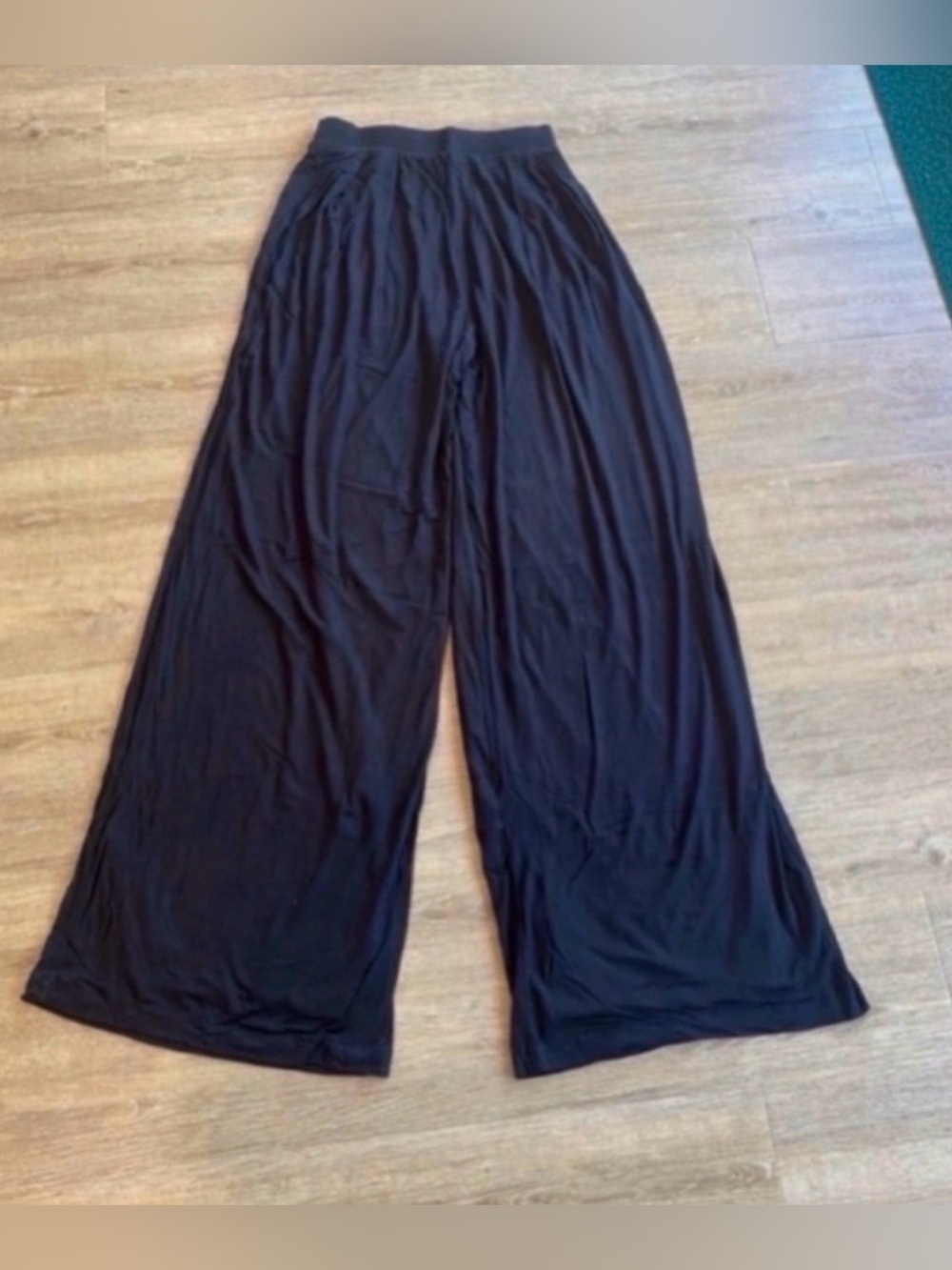 Women’s Black Self-Double Layer Wide Leg Pants Medium - Picture 2 of 4